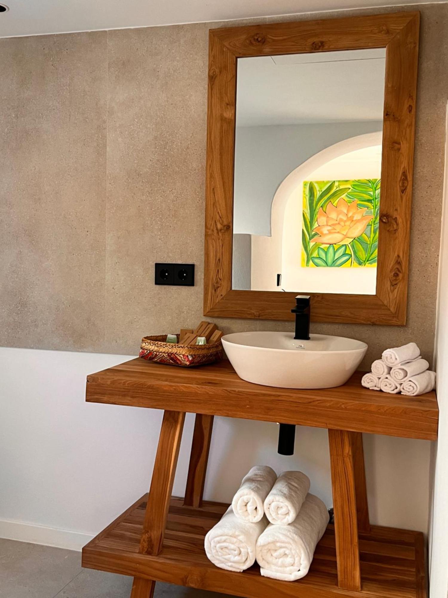 Superior Style Double Room,1620594433:JPEG
