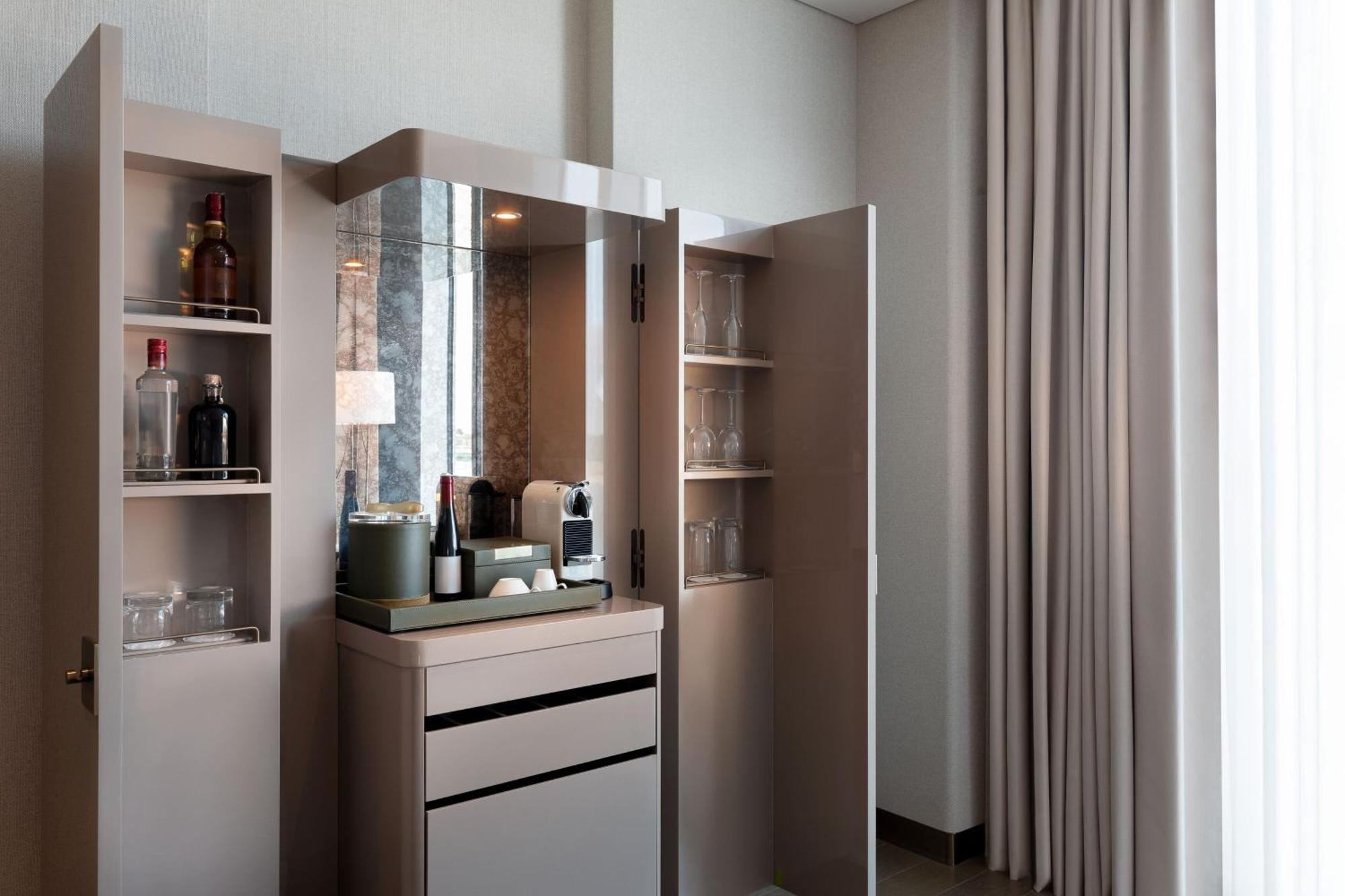 Deluxe Twin Room City View