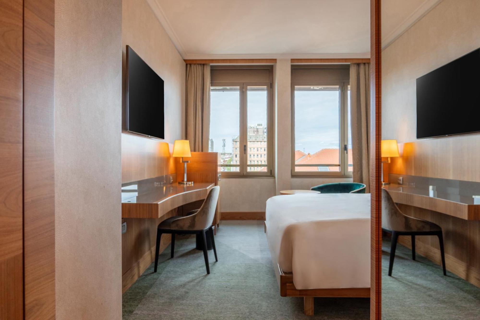 King Guest Room,1623648551:JPEG