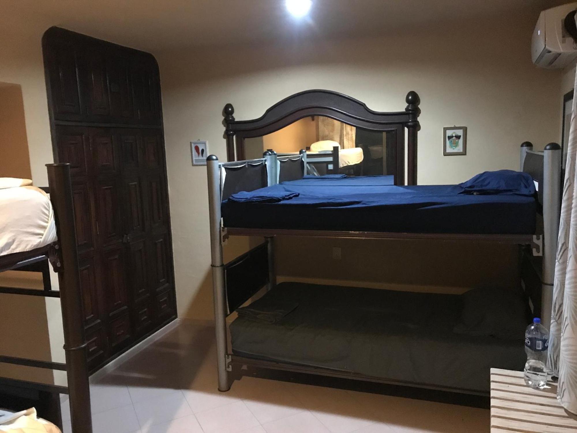 Litera en habitación compartida - Solo mujeres