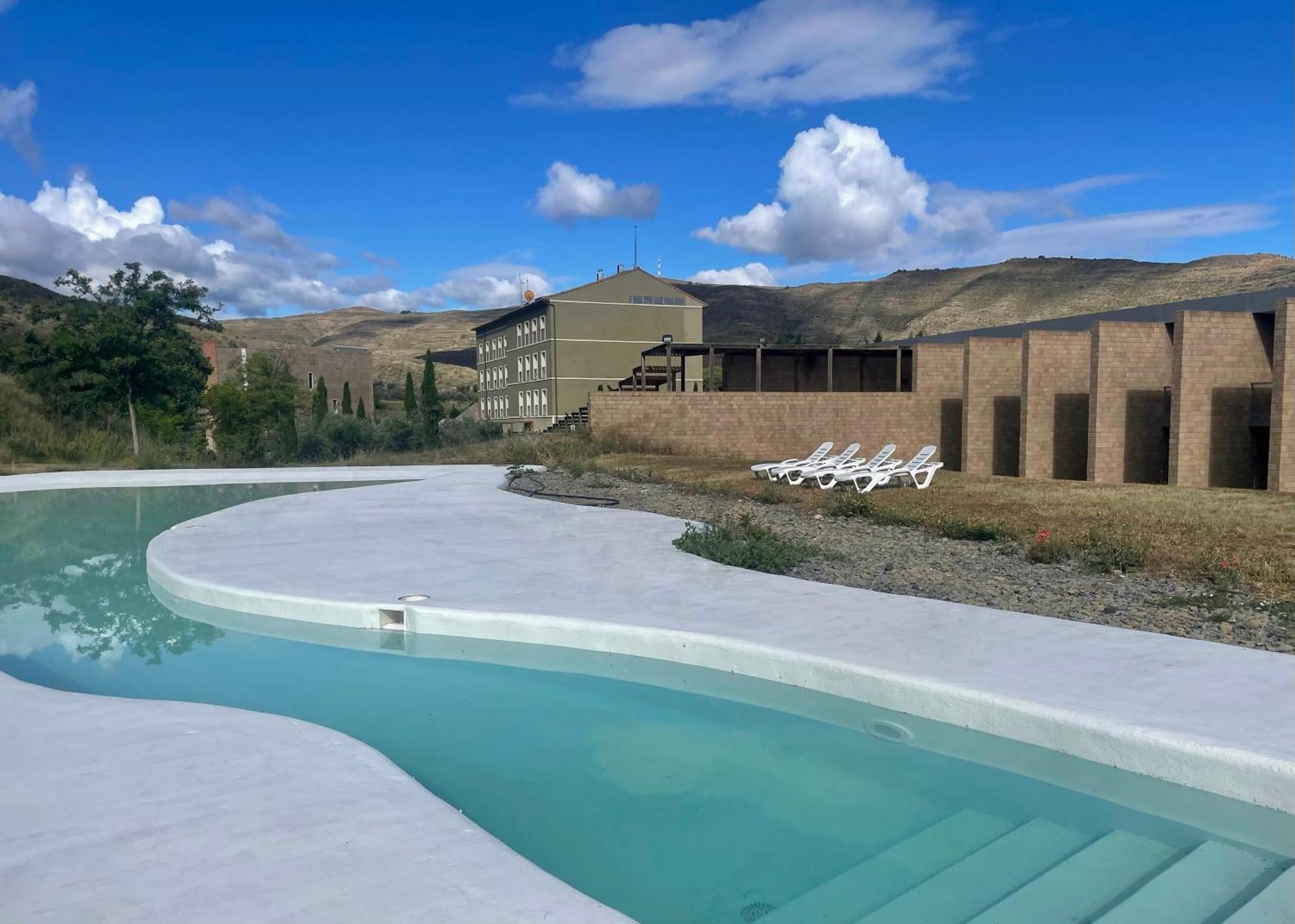 Habitación Doble con vistas a la piscina