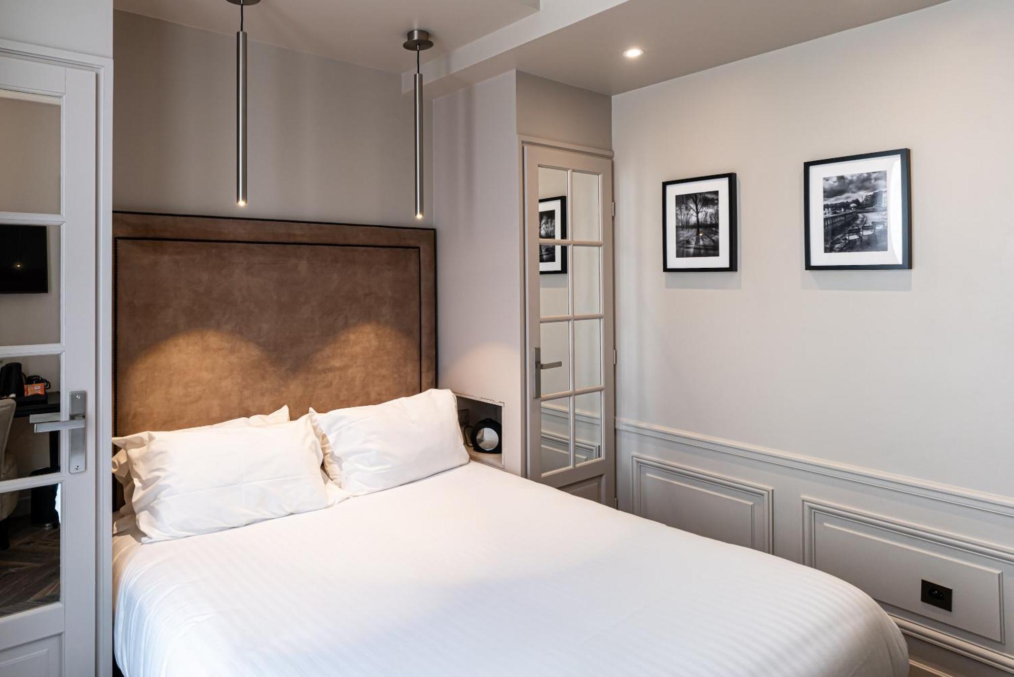 Quarto Comfort com Cama de Casal ou 2 de Solteiro
