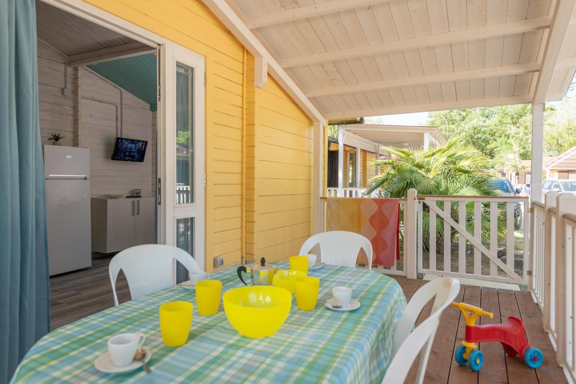 Deluxe Bungalow mit Gartenblick