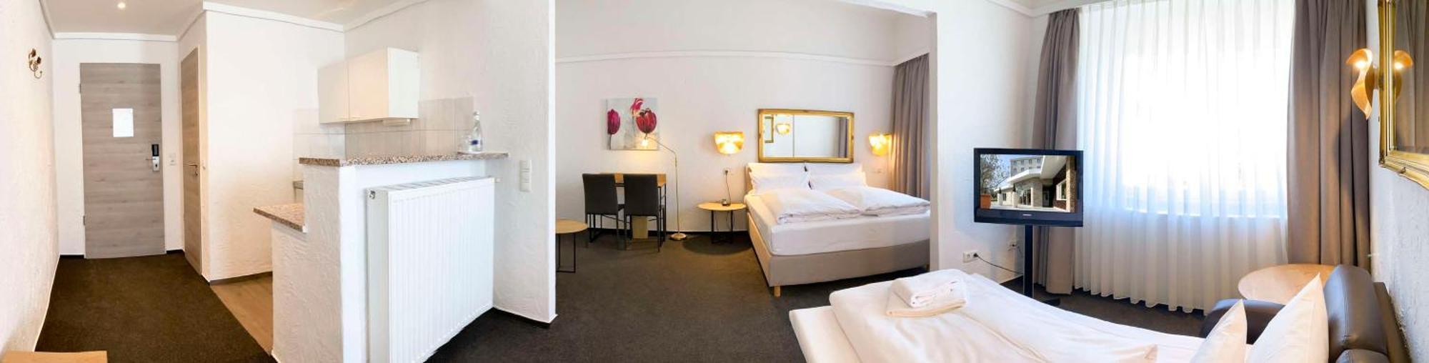Comfort Queen Room