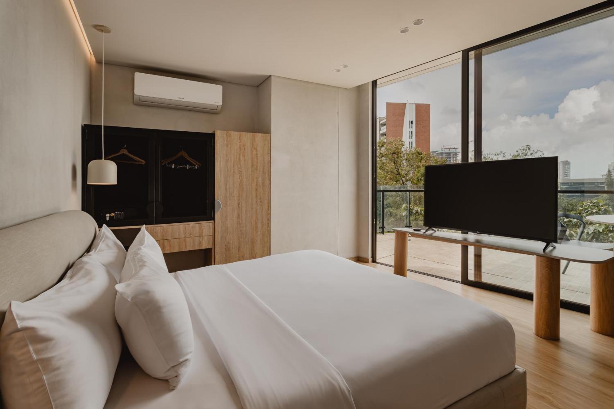 Suite Apartment,1692156864:JPEG