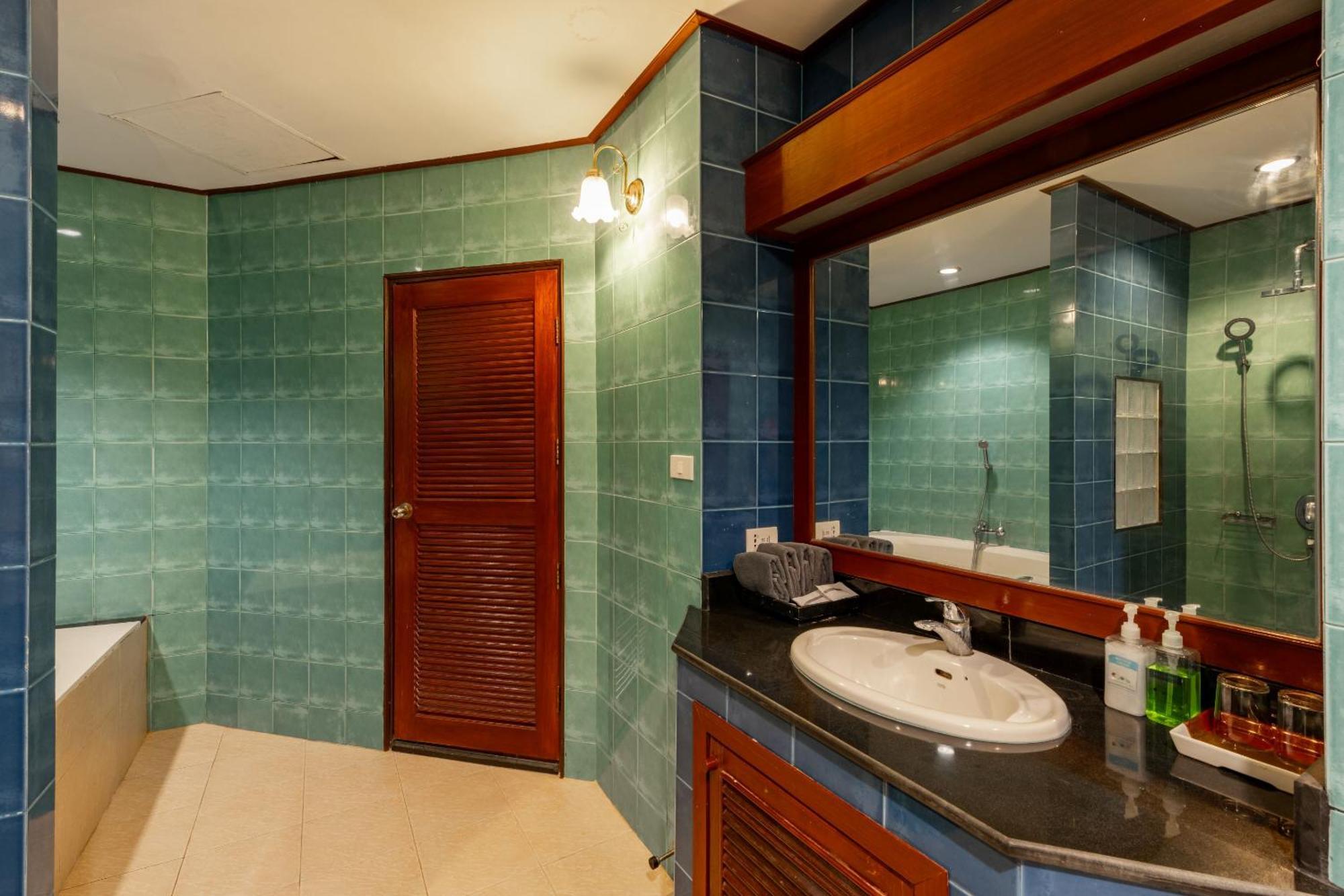 Deluxe Family 2 Bedrooms