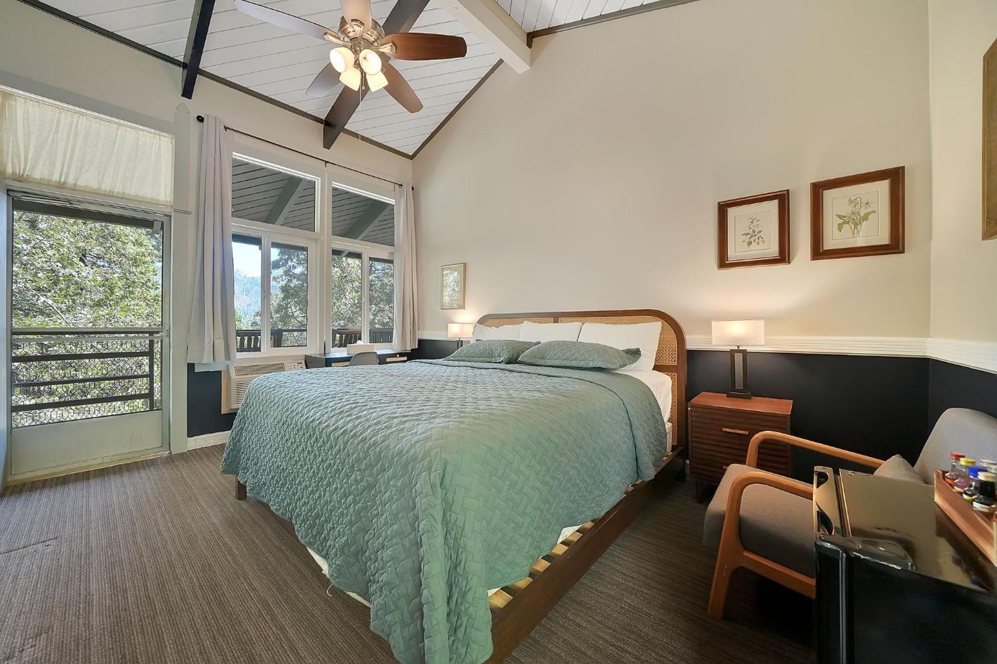 Single Room Mountain View