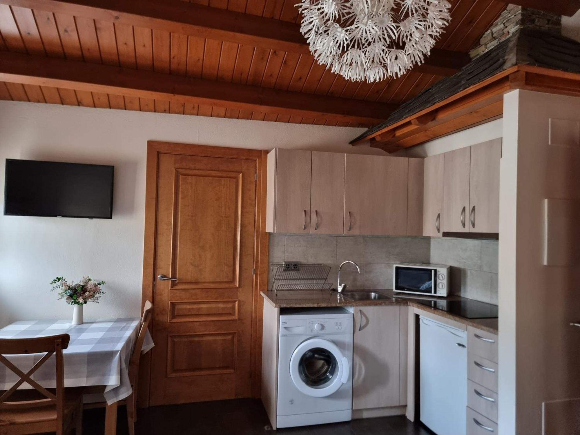 Standard Apartment,1666702509:JPEG