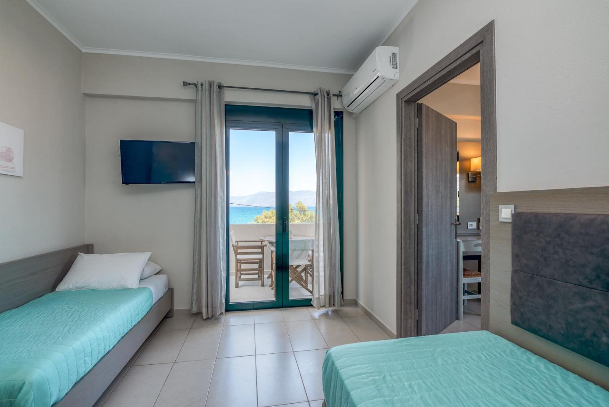 One-Bedroom Apartment with Sea View,1679583708:JPEG