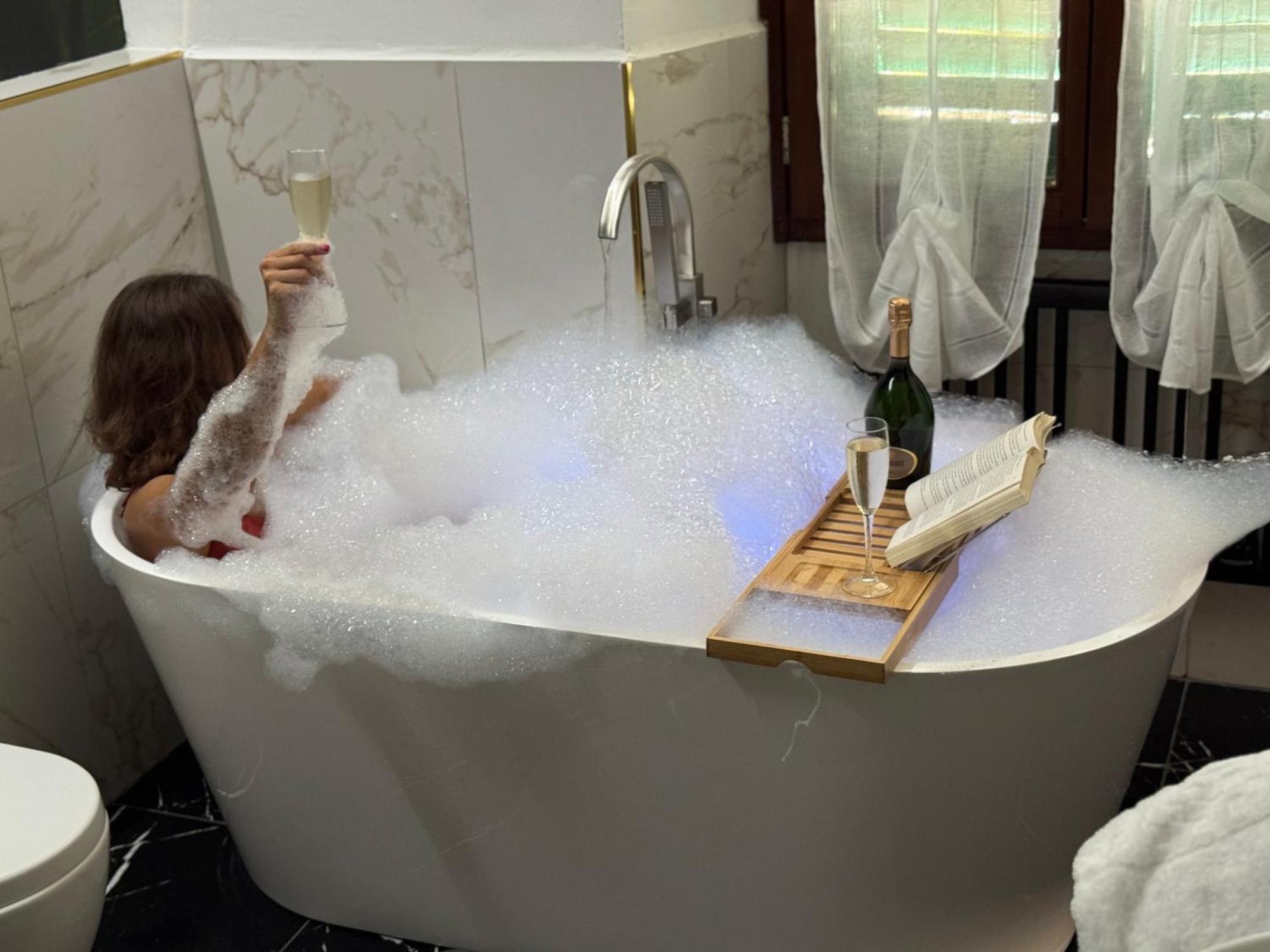 Suite Deluxe con bañera de hidromasaje