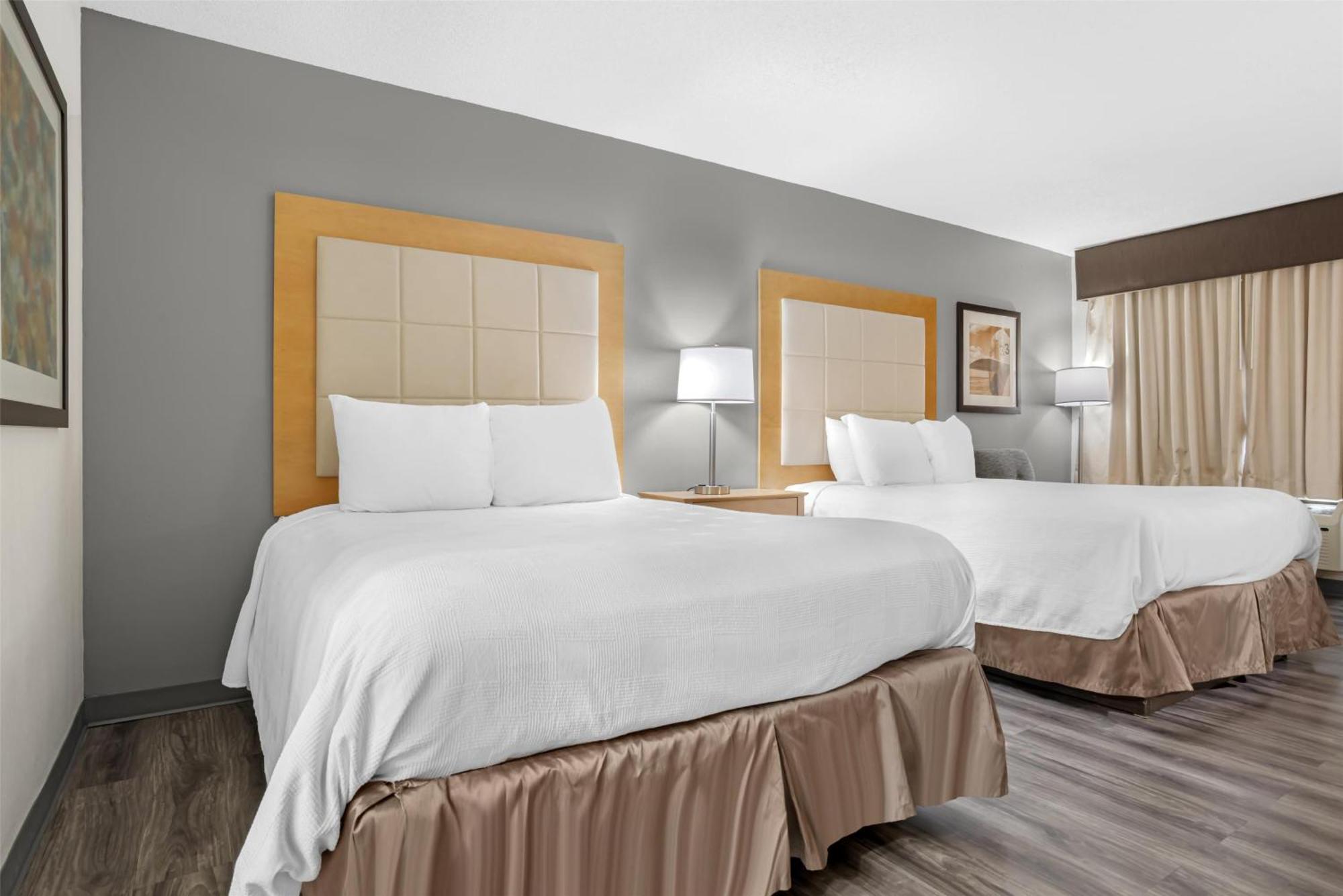 Queen Room with Two Queen Beds - Non-Smoking