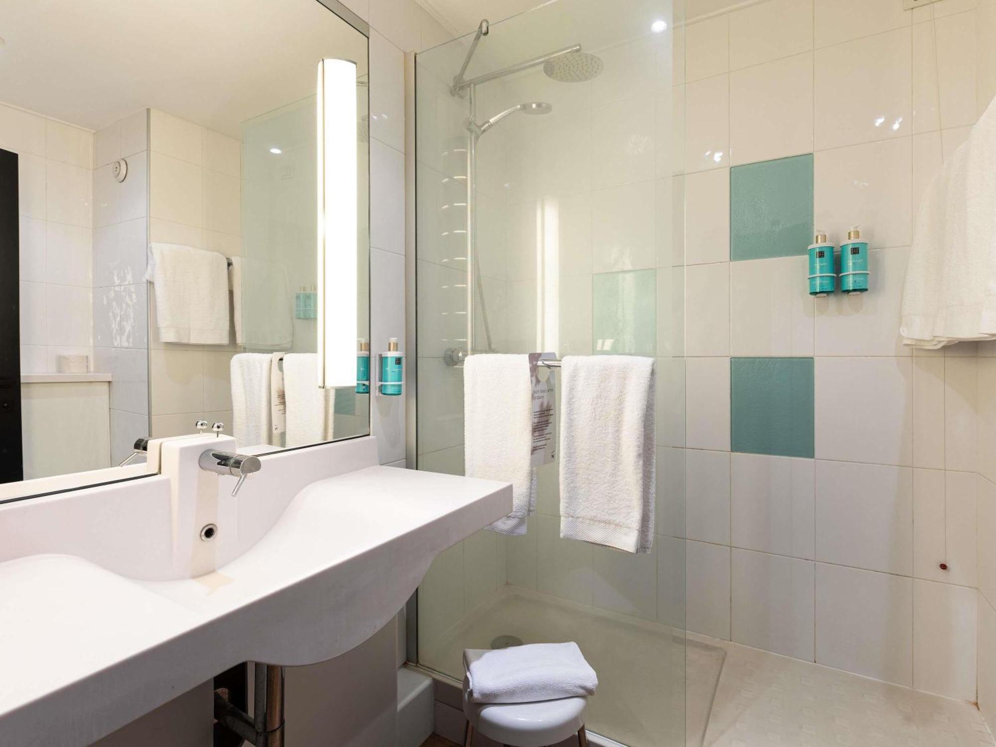 Standard Family Room,1704852689:JPEG