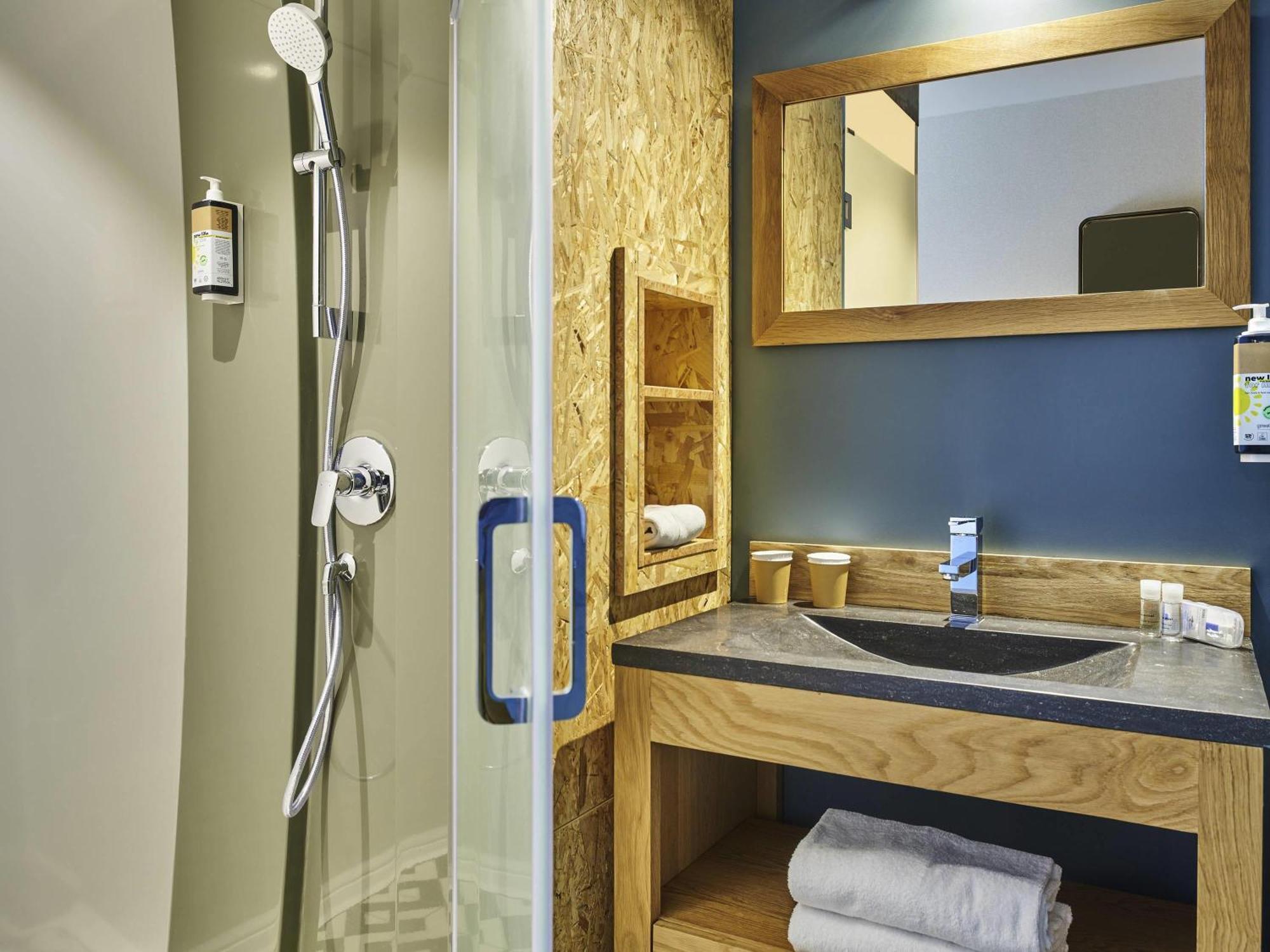 Standard Double Suite with Sofa Bed,1730013203:JPEG