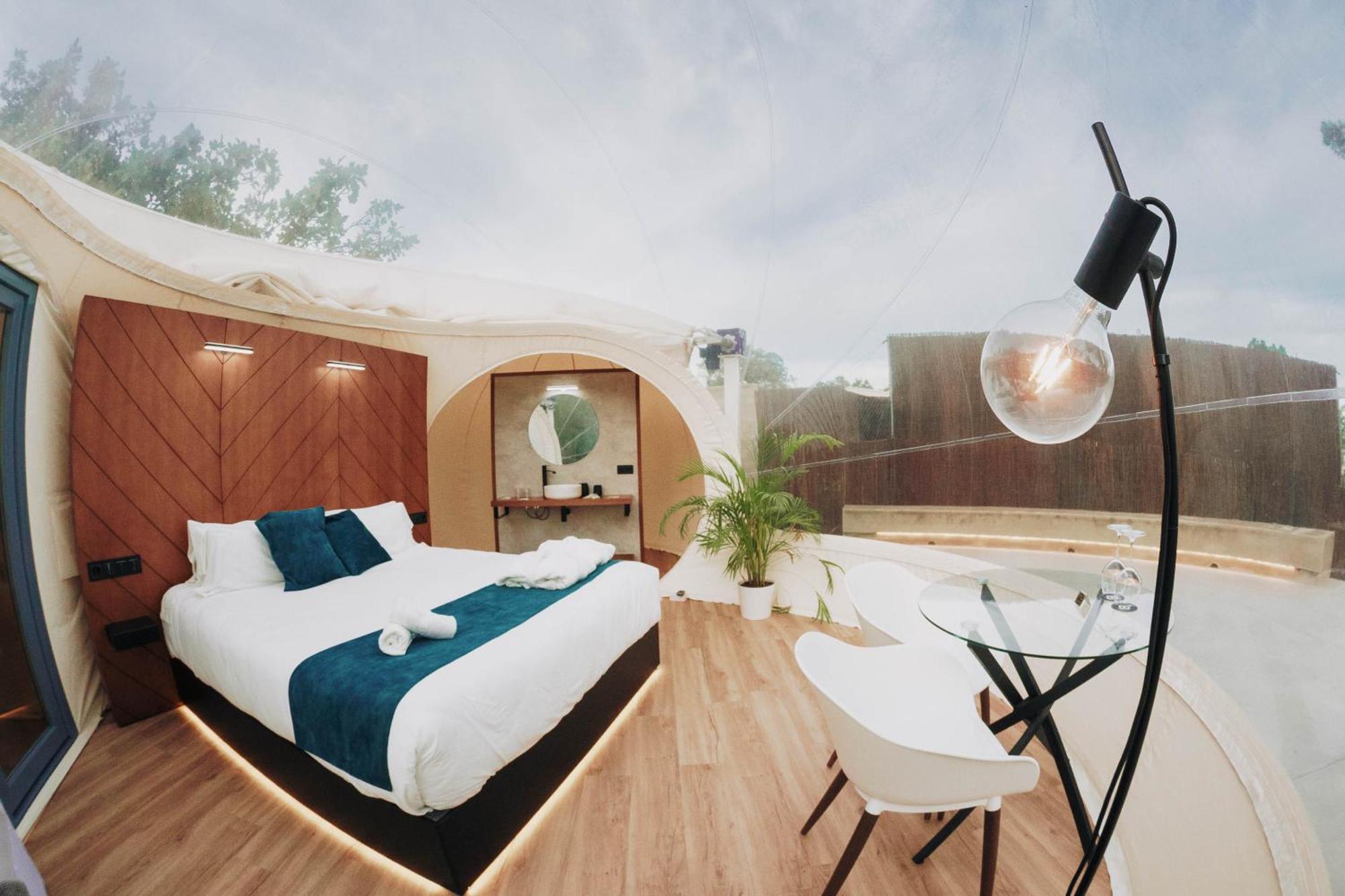 Deluxe Suite,1743766983:JPEG