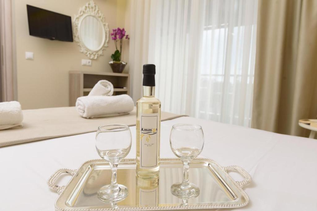 Deluxe Suite Olympus View