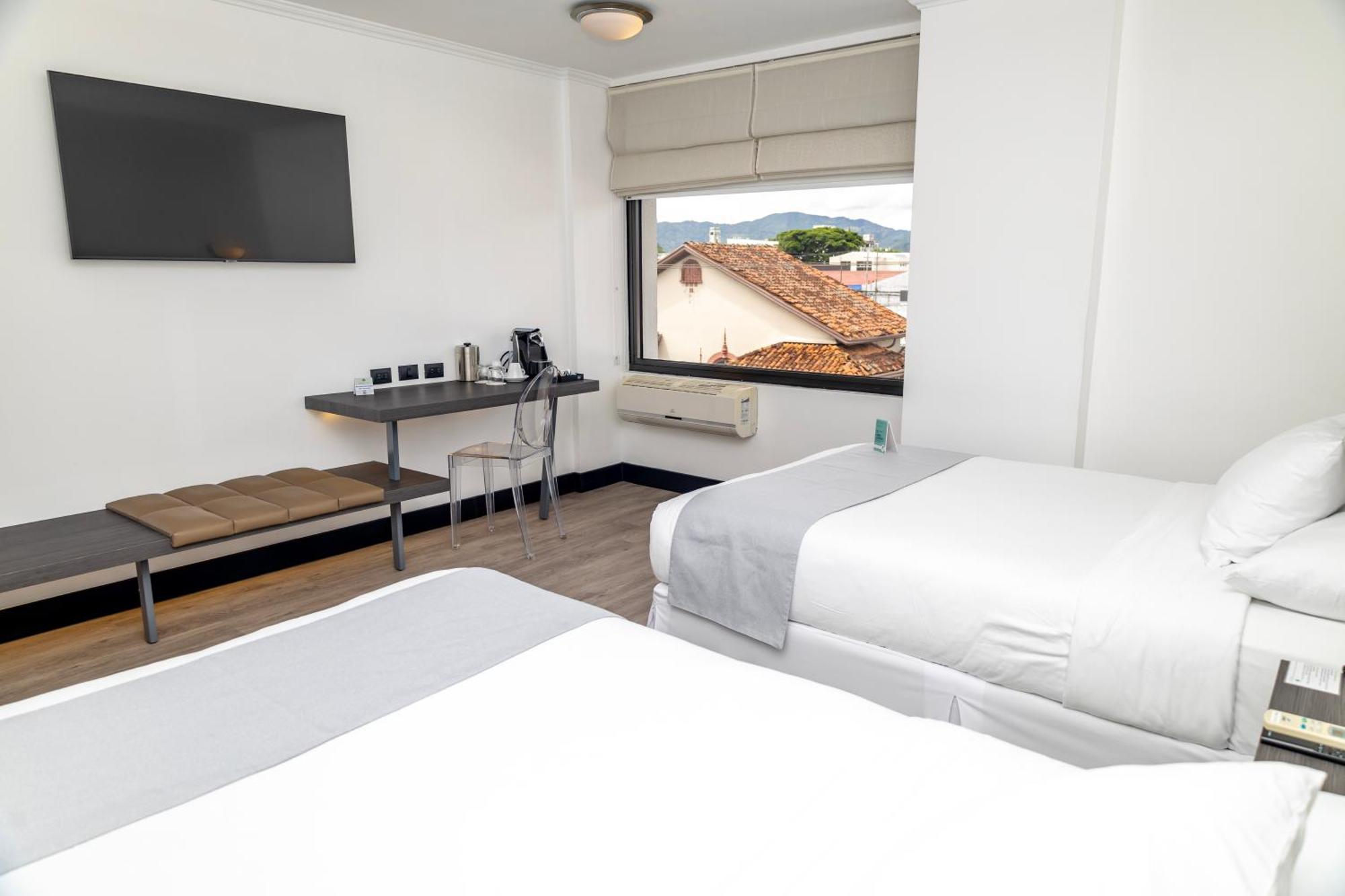 Executives & Travelers 2 Full Beds