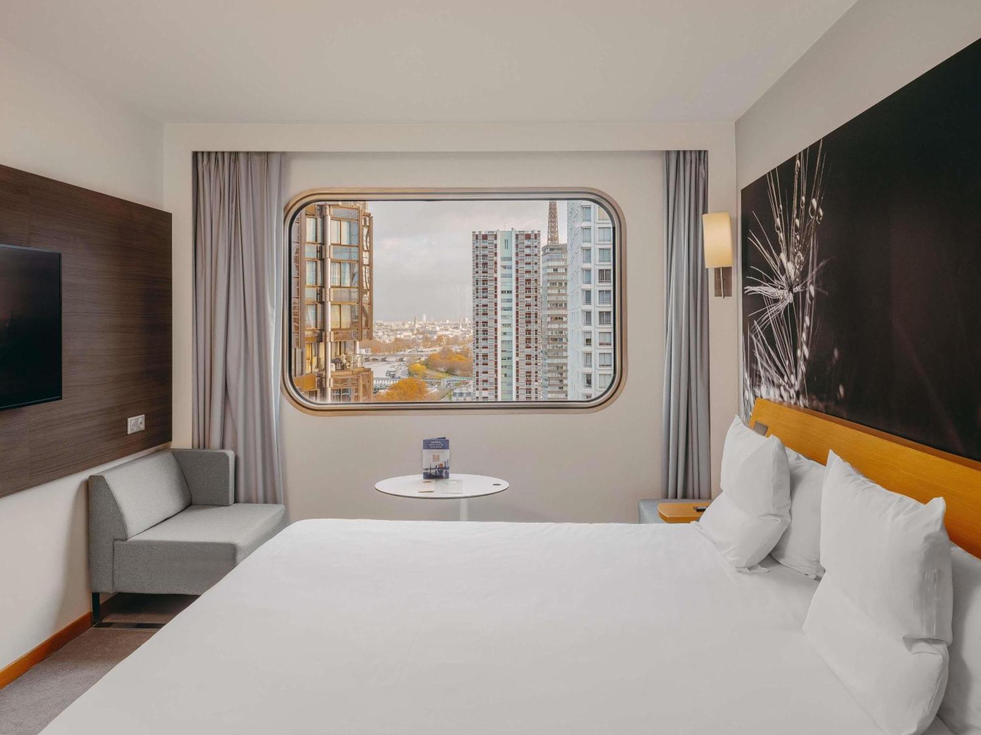 Double Room,1758266114:JPEG