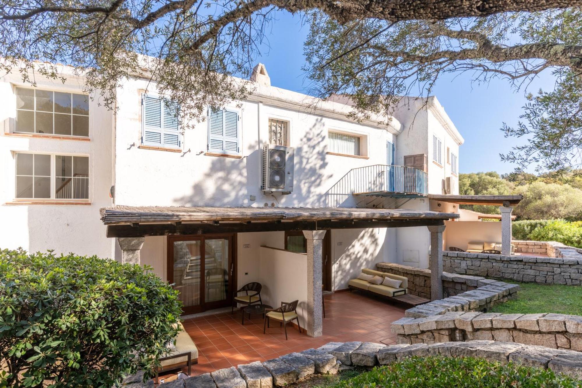 Classic Double or Twin Room Garden View