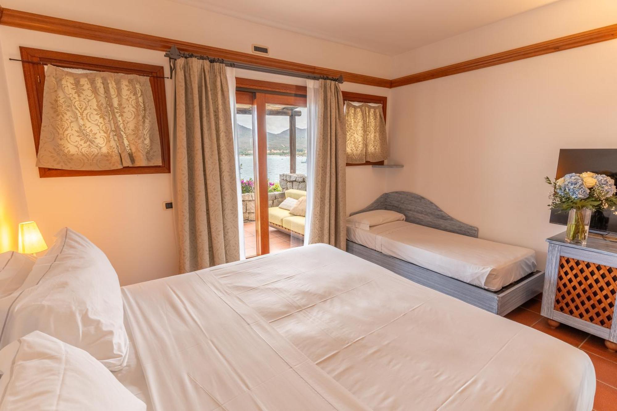 Superior Triple Room Sea View