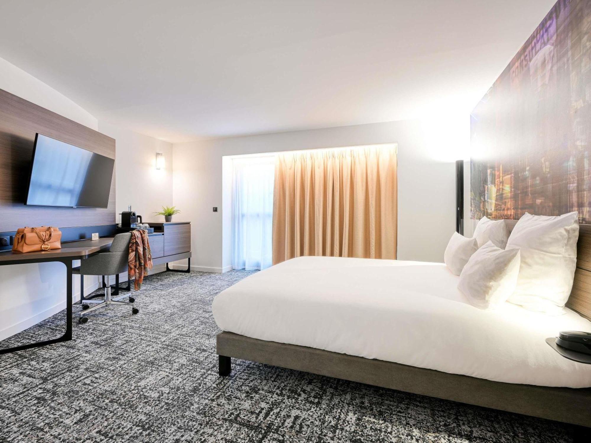 2 angrenzende Doppelzimmer ohne Verbindungstür