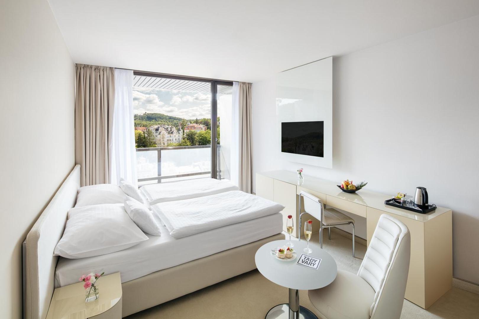 Superior Double Room with City View