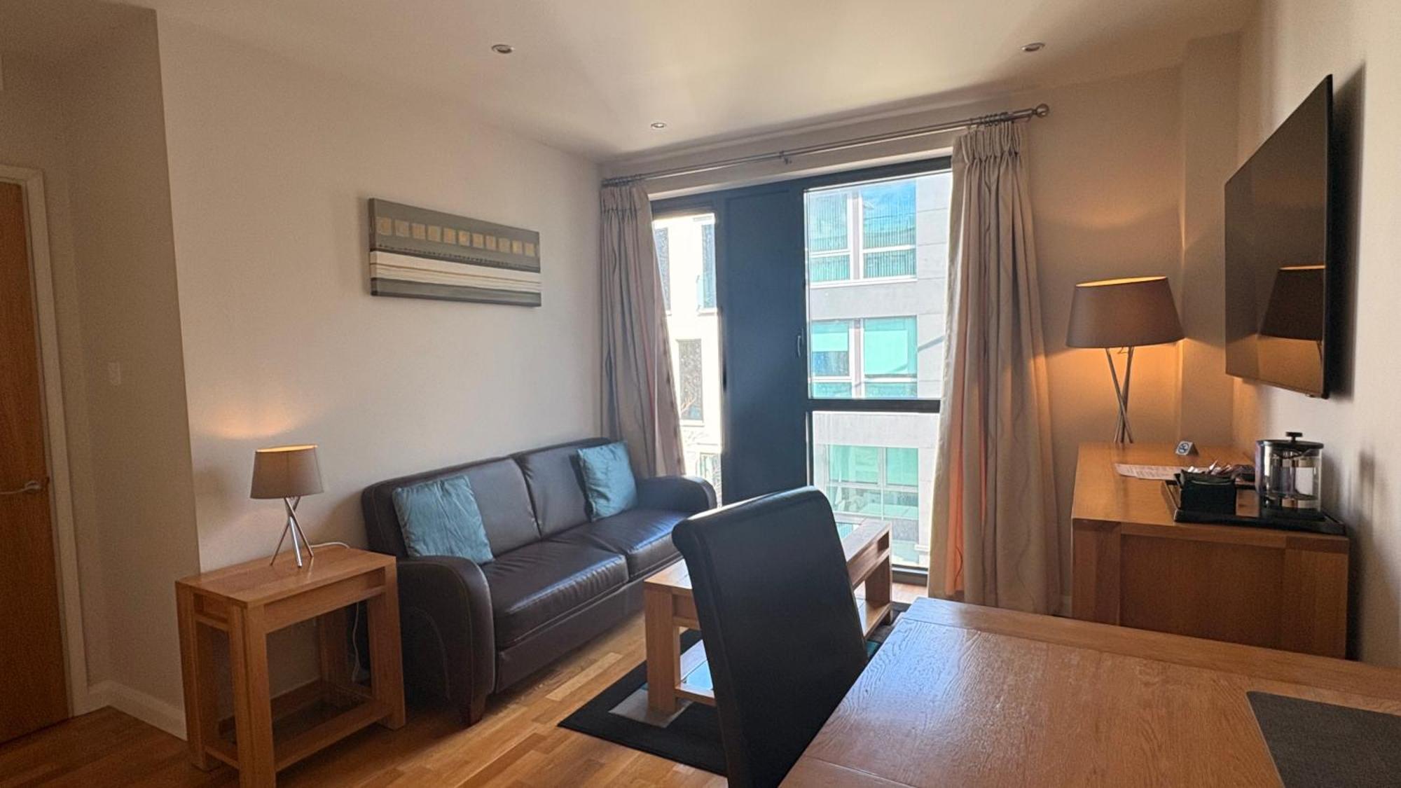 One Bedroom Apartment Town View