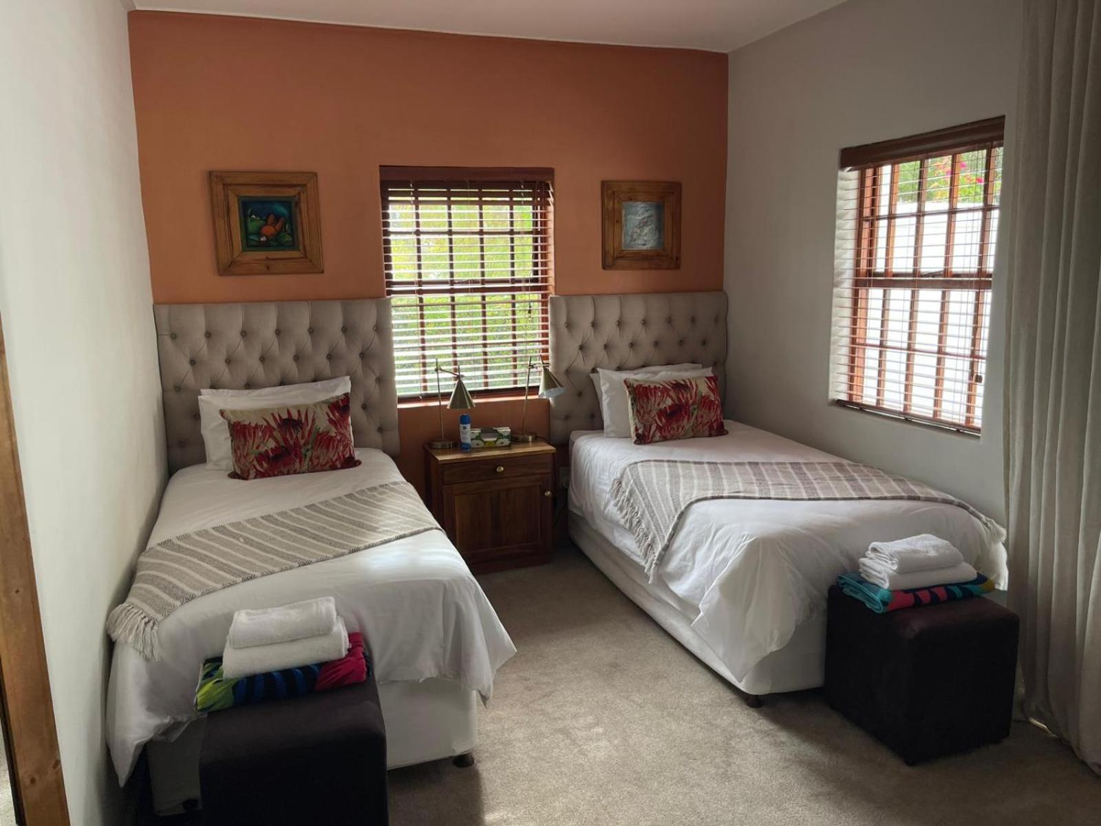 Standard Room Shiraz or Merlot or Parlour