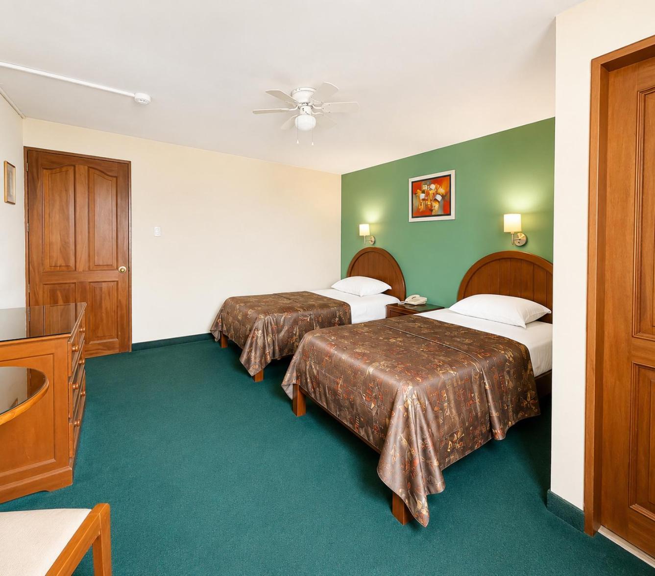 Double or Twin Room Private Bathroom