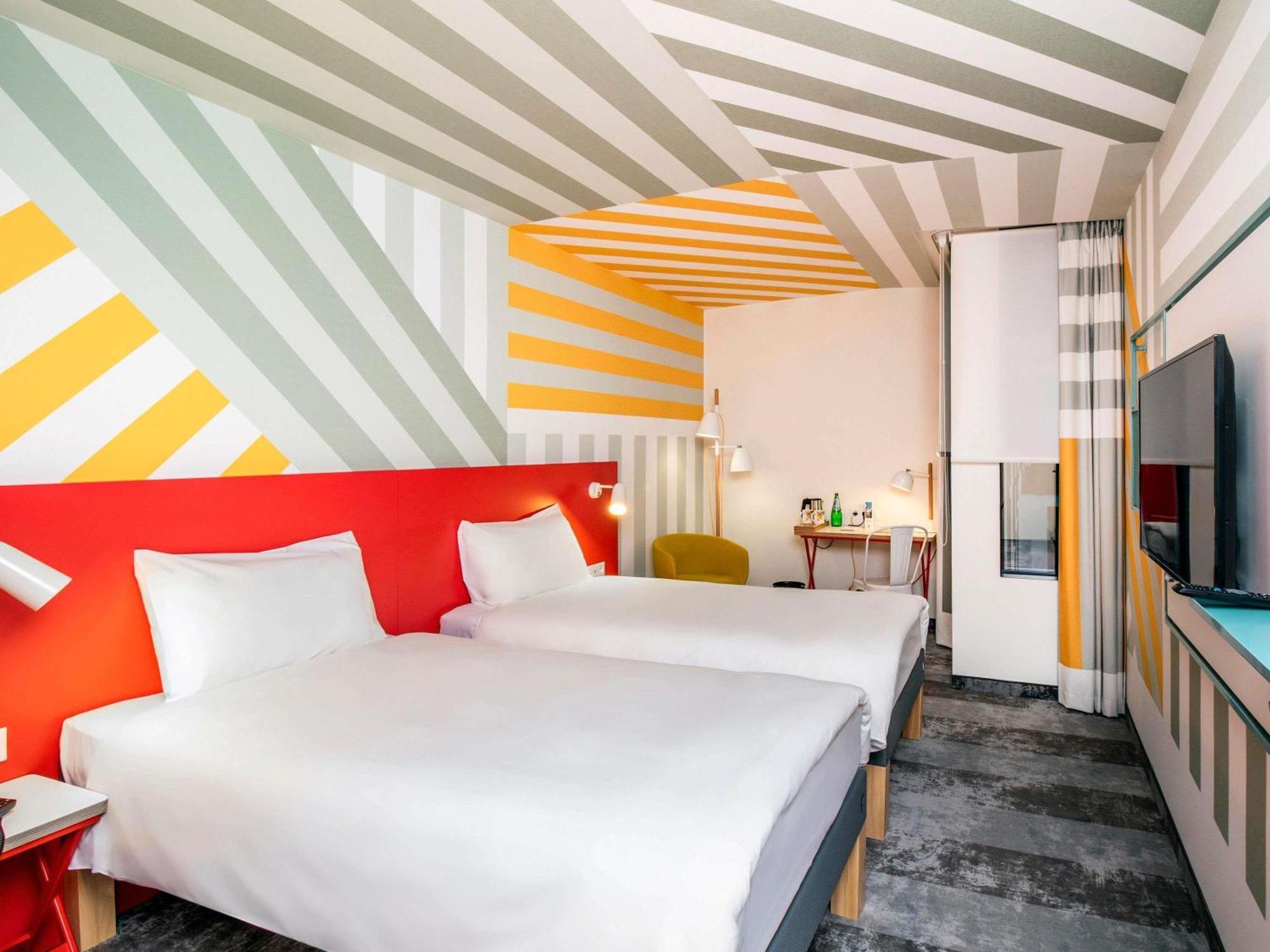 Standard Room Two Single Beds
