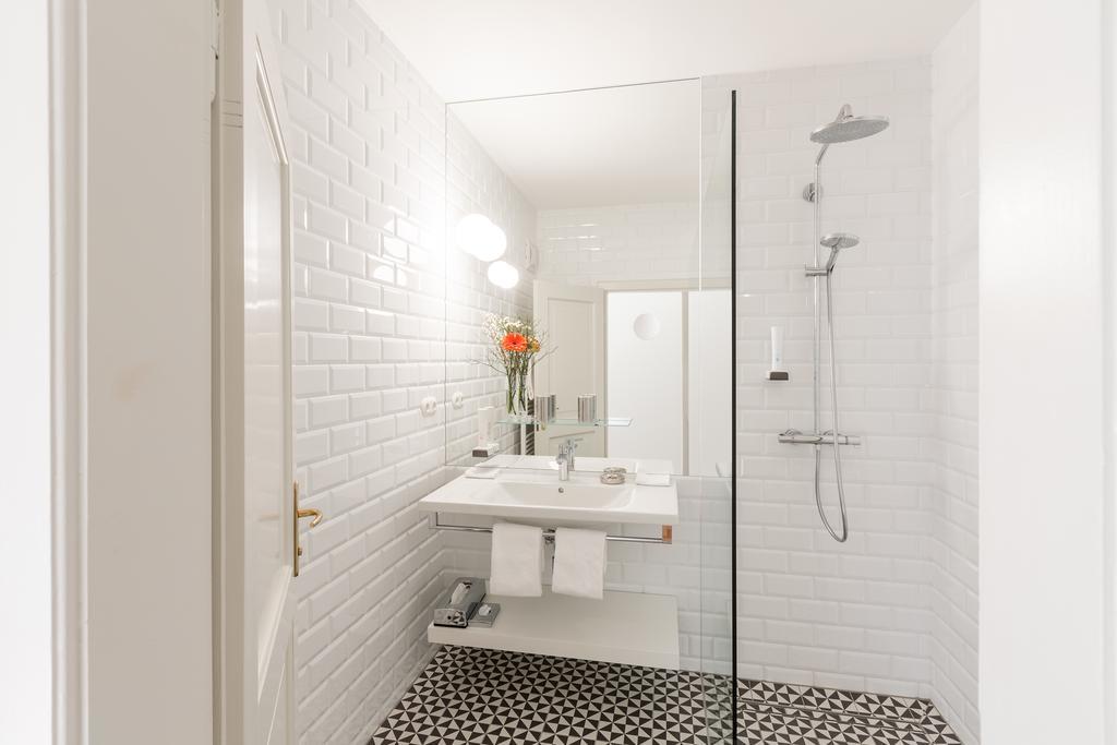Max Reinhardt Suite