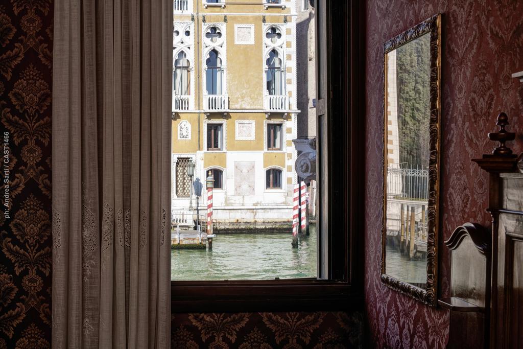 Camera Superior Matrimoniale/Doppia con Letti Singoli con Vista Canale
