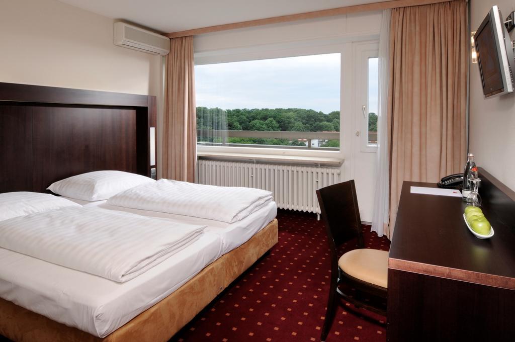 Double Room with Mountain & Sea View,246940825:JPEG