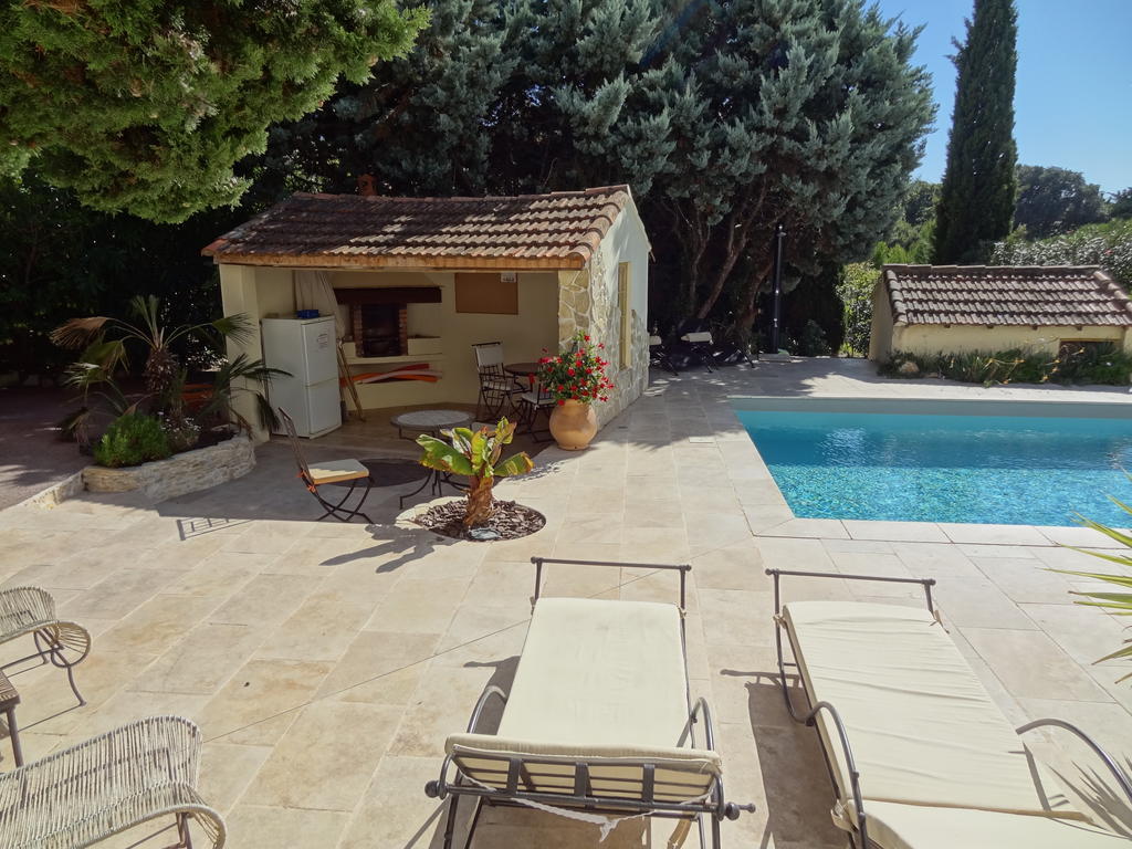 Chambre Supérieure - Vue sur Piscine