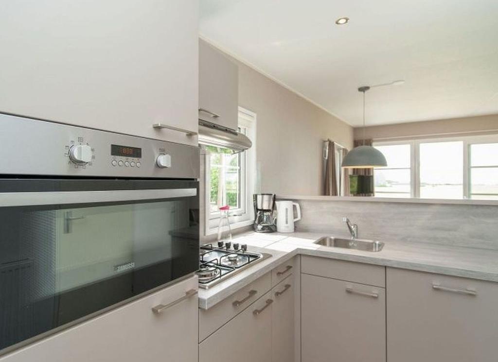 Holiday Home,1692042703:JPEG