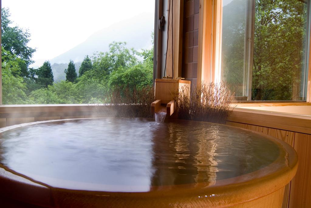 Renovated Japanese-Western Style Room Private Bath 45 sqm