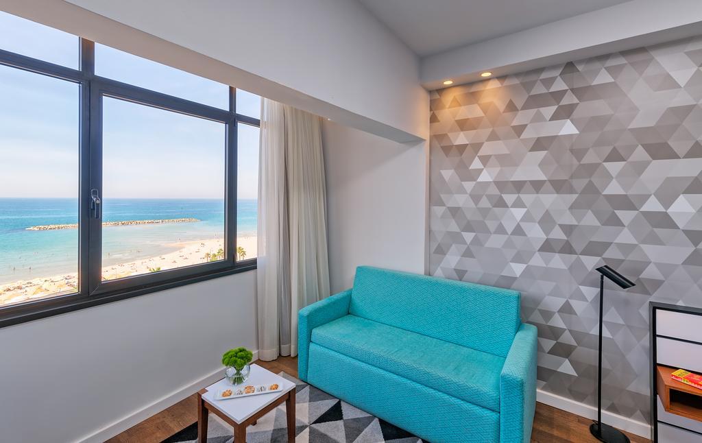 Deluxe Double or Twin Room Sea View