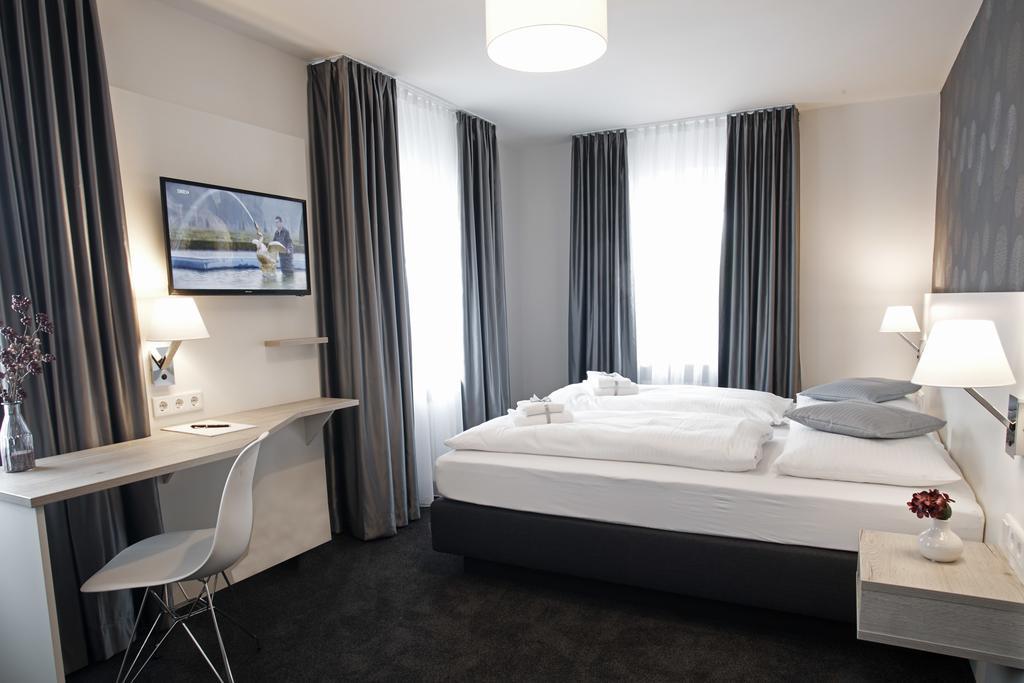Superior Double Room,446245764:JPEG