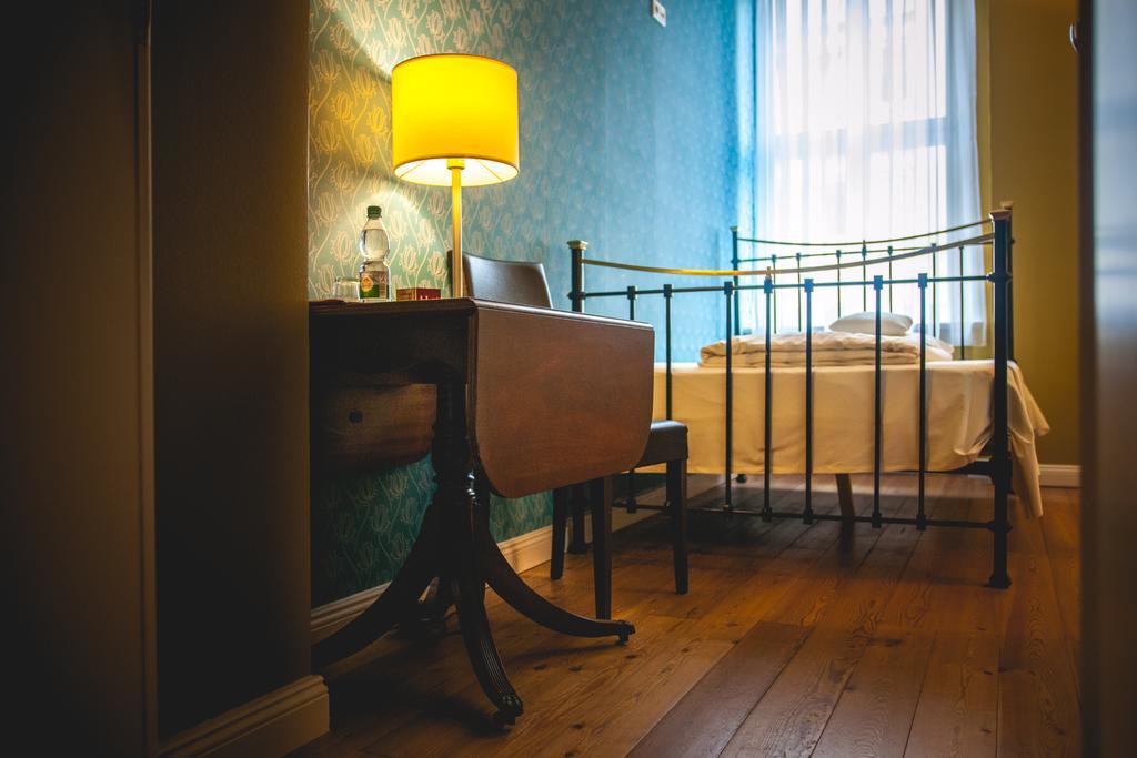 Comfort Single Room