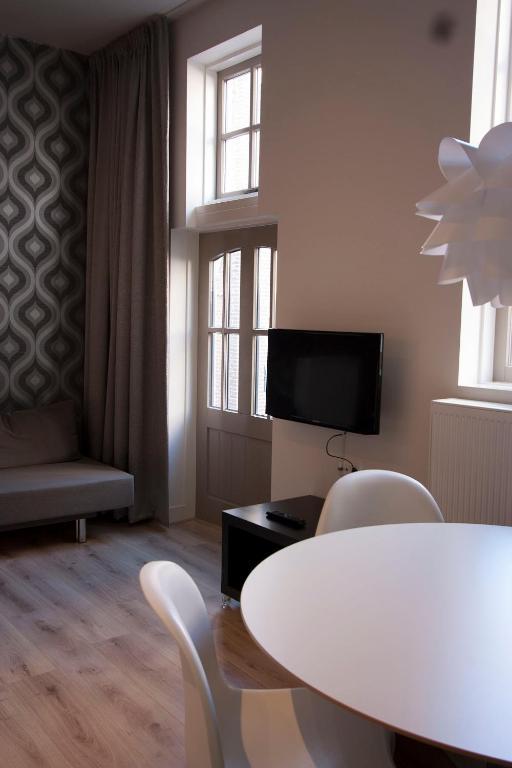 Apartment,46563988:JPEG