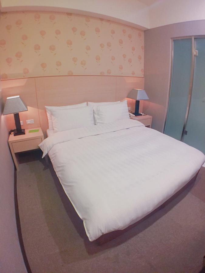 Standard Double Room No Window