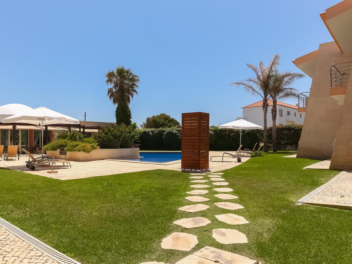 Apartamento com 1 Quarto e Vista de Sagres - 1º Andar