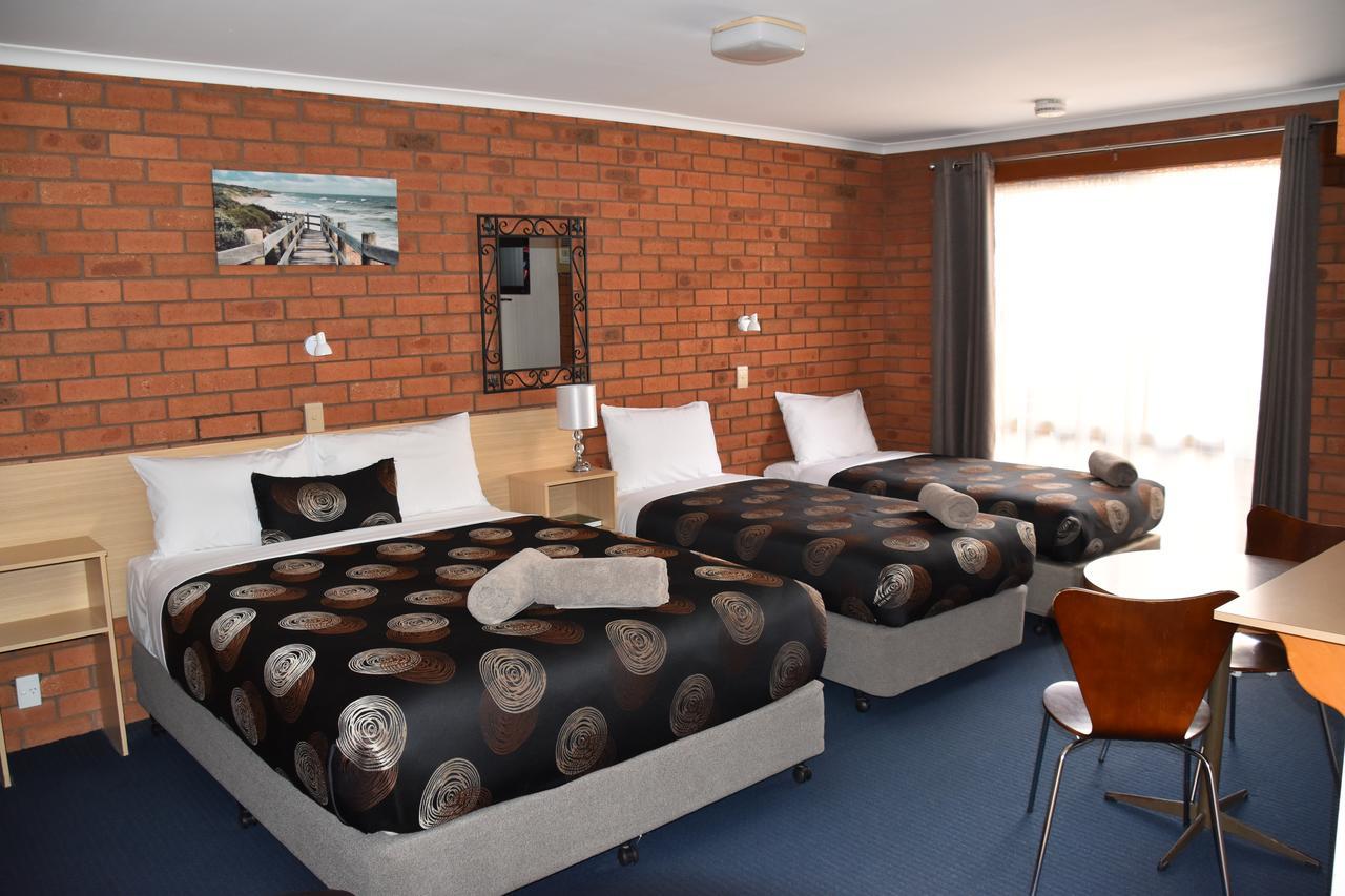 Quadruple Room,632904909:JPEG