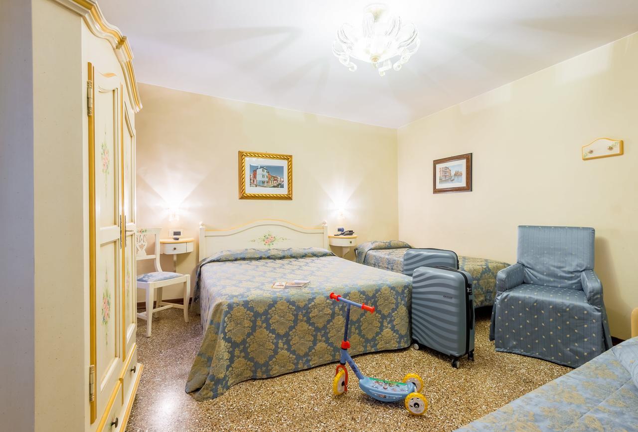 Chambre Double Supérieure - Vue sur Canal