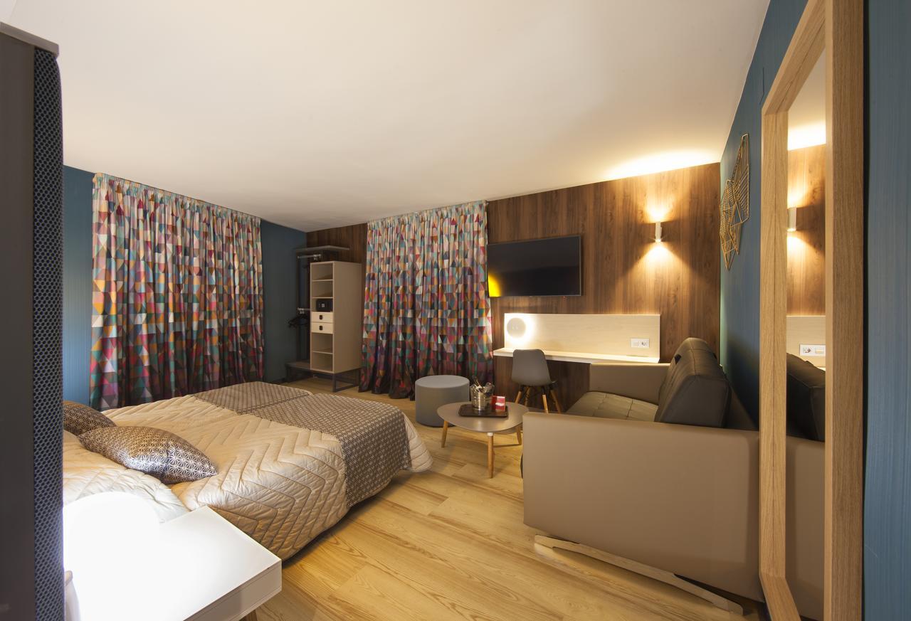 Junior Suite (1 Adult + 1 Child),1742620034:JPEG