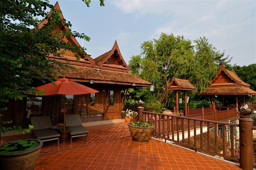 Suite with River View,66129427:JPEG