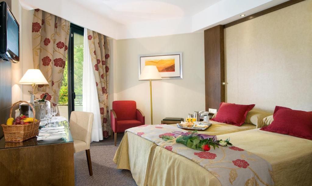 Chambre Lits Jumeaux (2 Adultes)