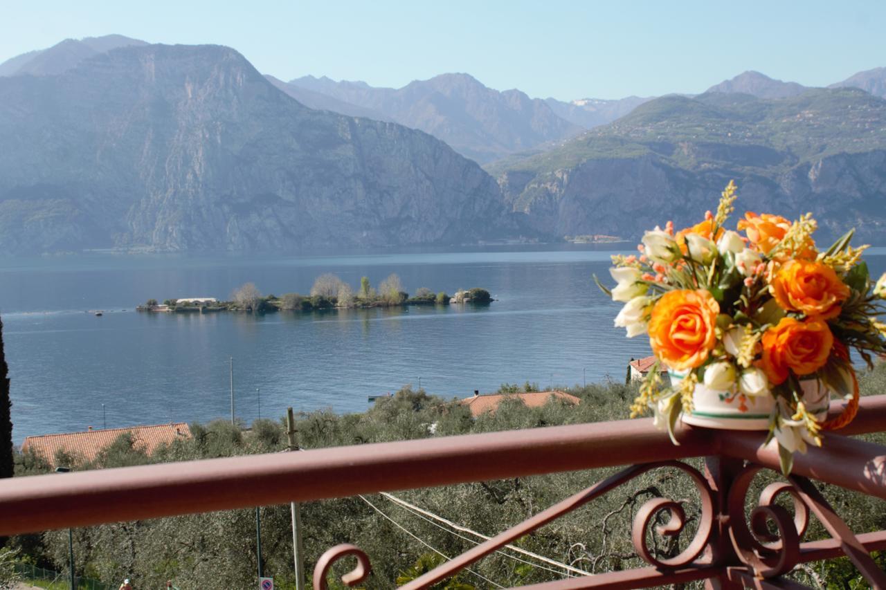 Doppelzimmer mit Balkon und Seeblick