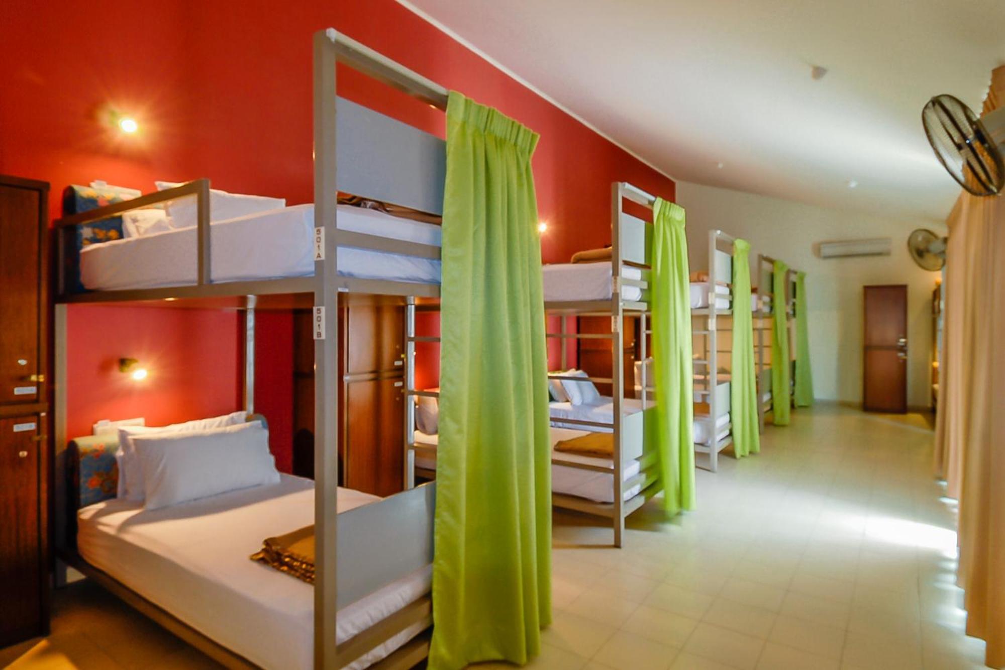 Single Bed Dormitory Room,1537285165:JPEG