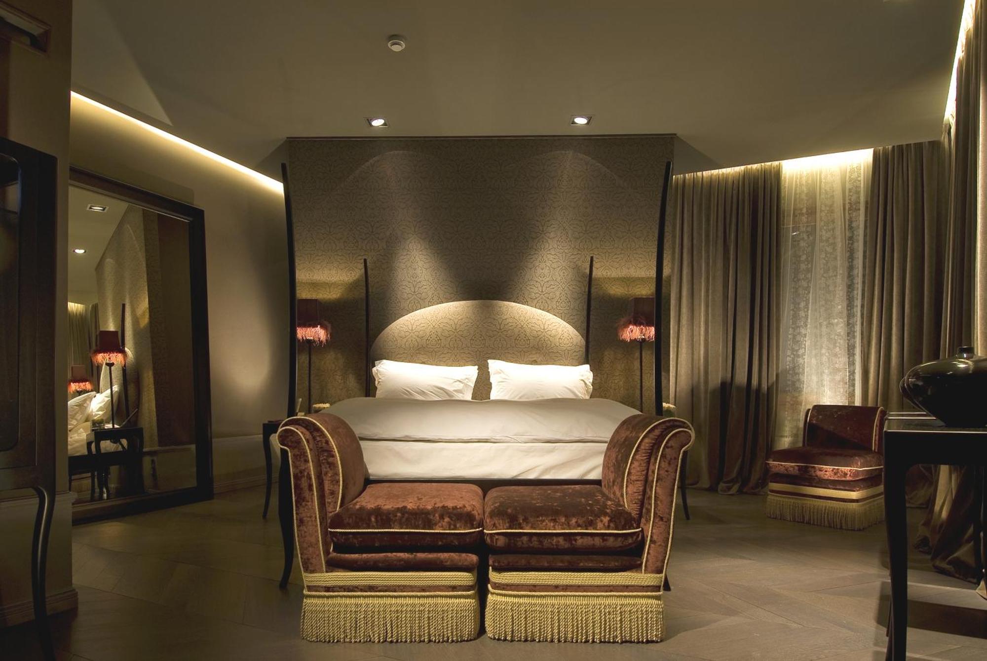 Deluxe Junior Suite Grand Canal View