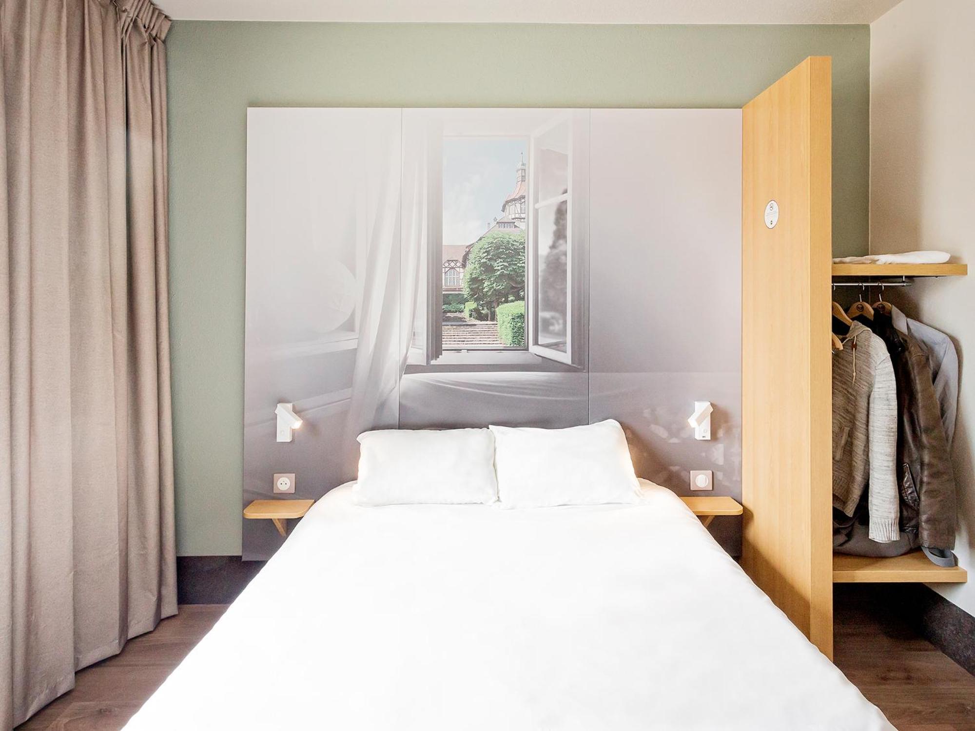 Chambre Double - Accessible aux Personnes à Mobilité Réduite